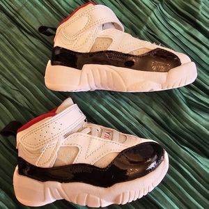 Jordan jumpman Two trey